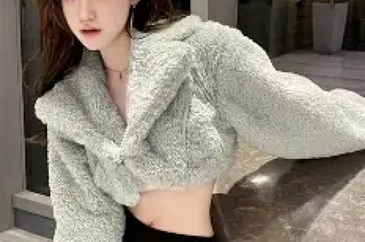陈妍希高开衩抹胸裙珠圆玉润娇俏性感身材凹凸有致性感迷人！